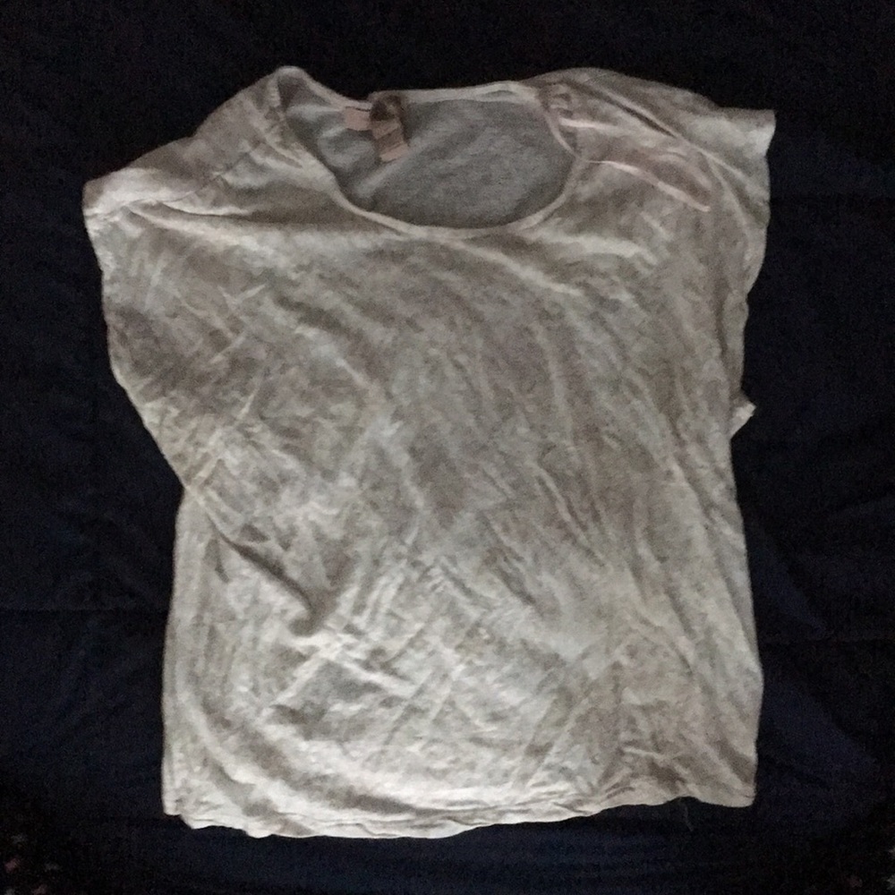 Cream short sleeve tee